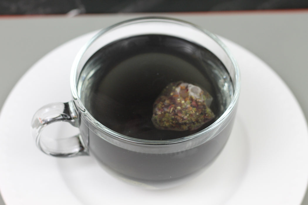Black Rose Tea globe